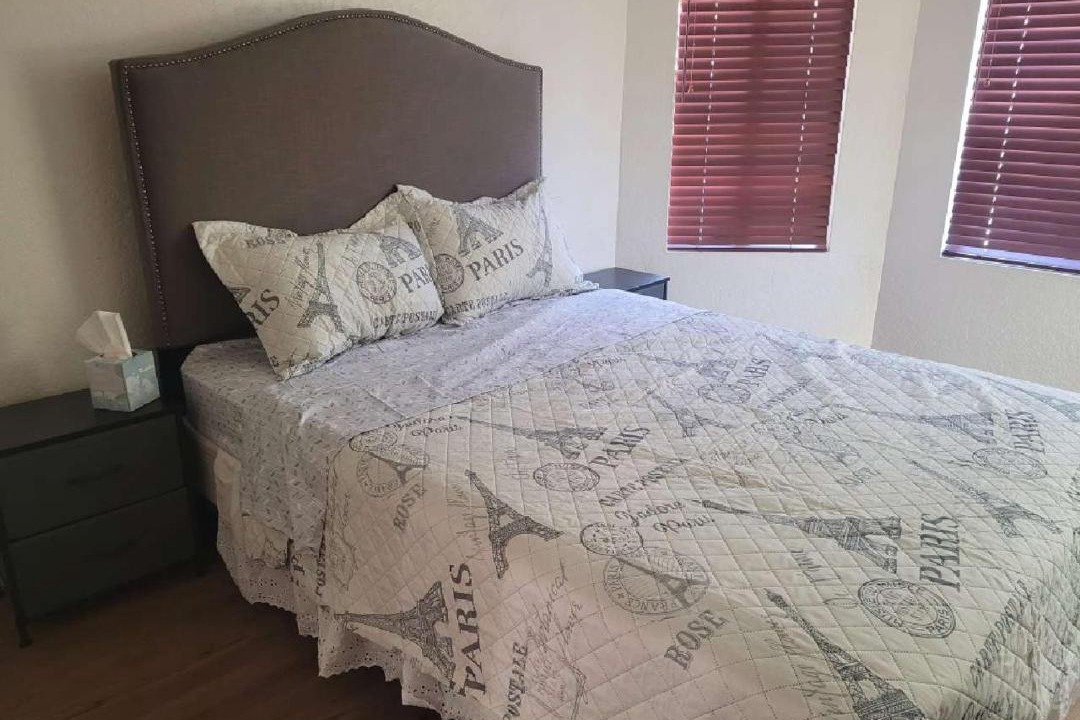 Photo of Bedroom in Palmdale