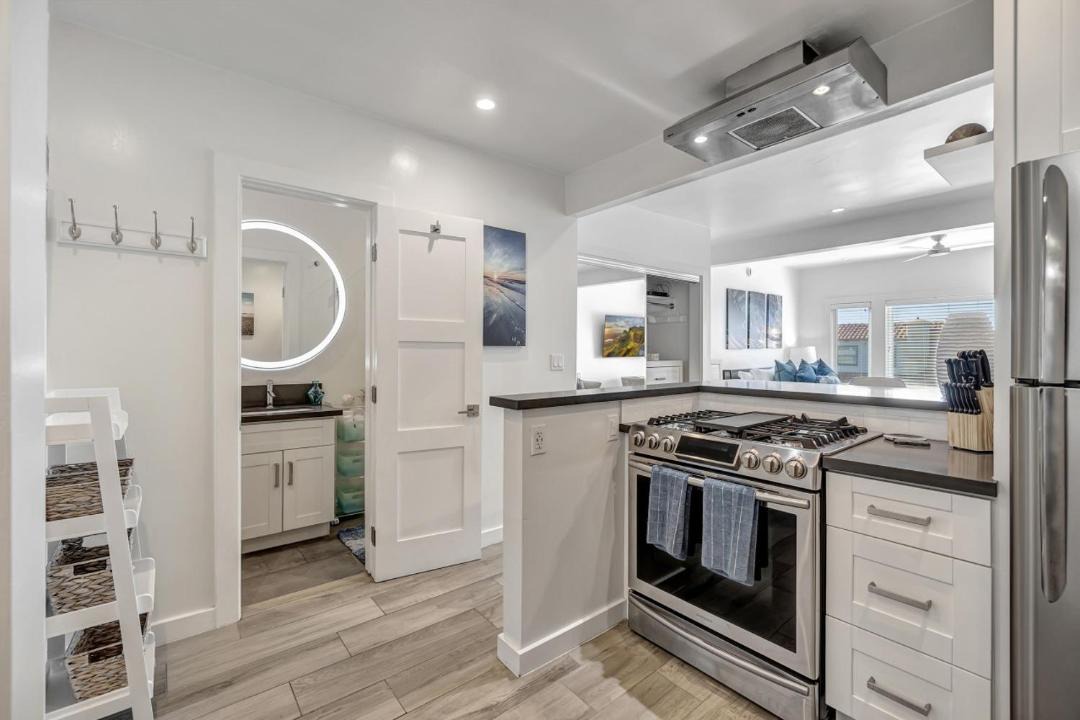 Photo of Kitchen in Laguna Beach