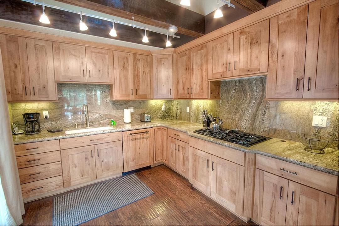Photo of Kitchen in Black Bart