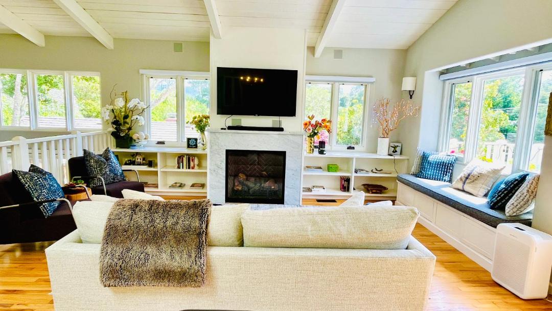 Photo of Livingroom in Southeast Carmel