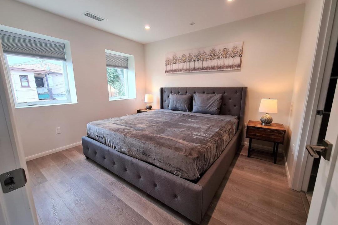 Photo of Bedroom in Beverly Hills