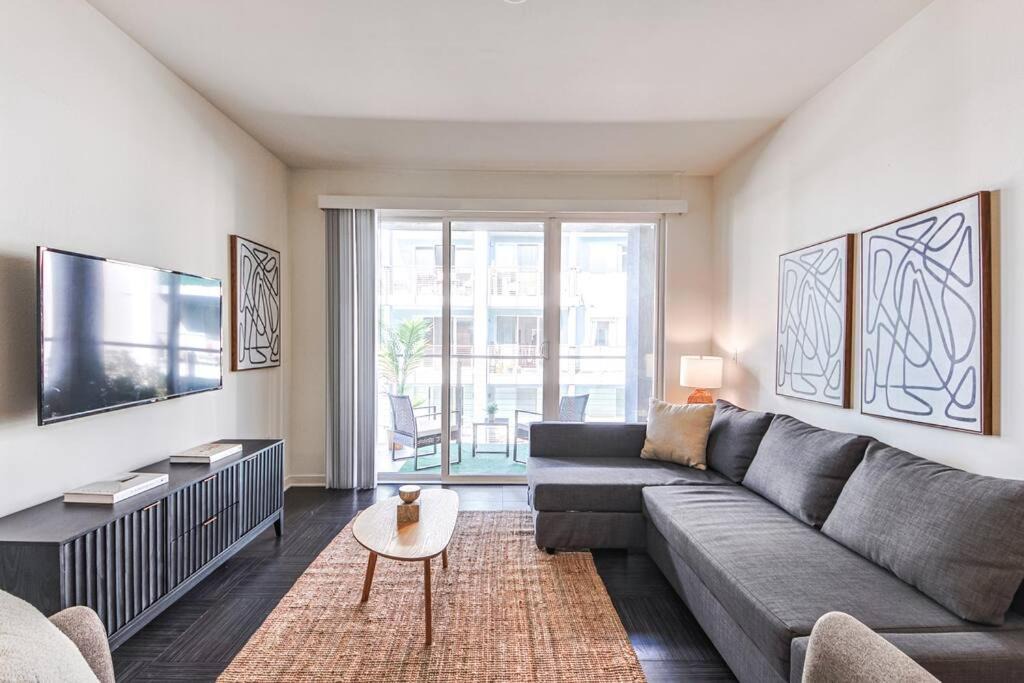 Photo of Livingroom in Marina del Rey