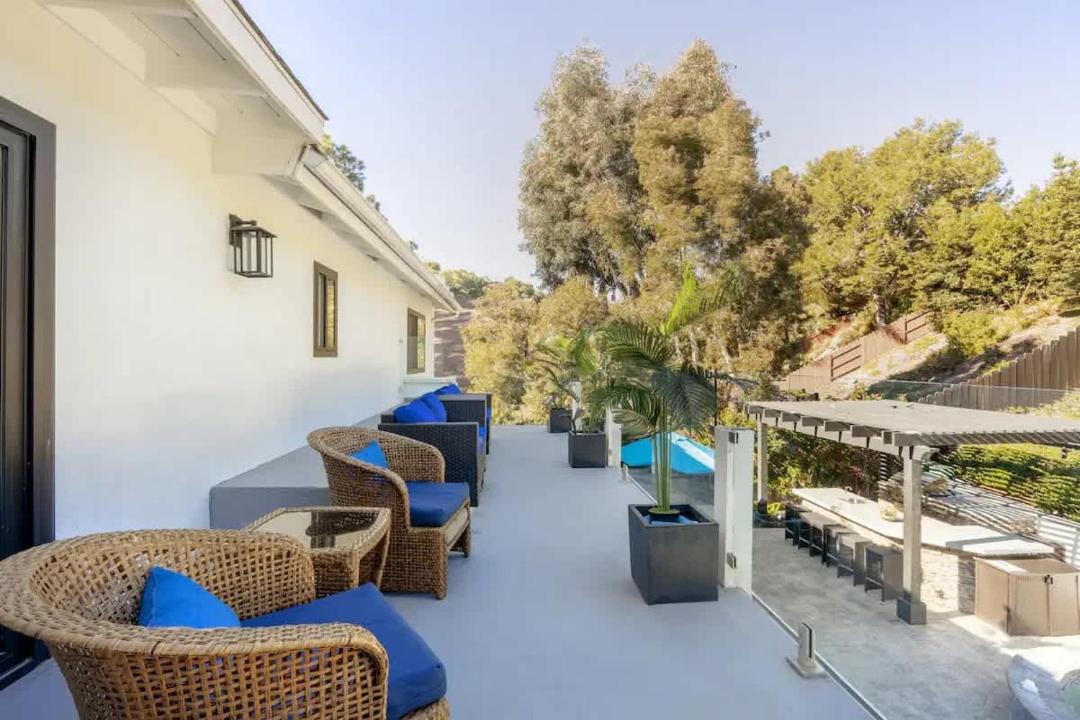 Photo of Patio Balcony in North Pacific Beach
