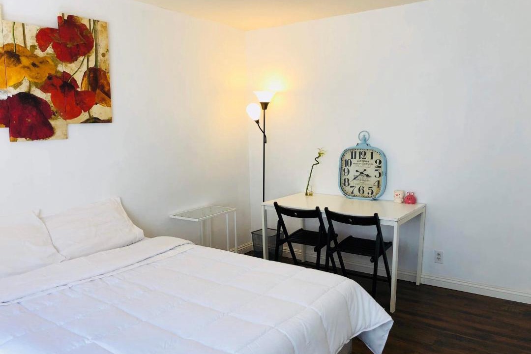 Photo of Bedroom in Mid-City