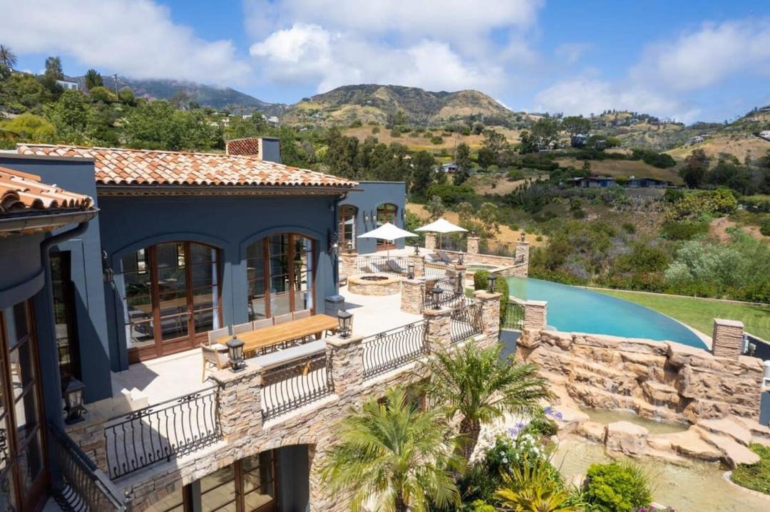 Photo of Others in Eastern Malibu