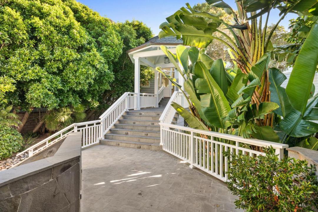 Photo of Patio Balcony in Western Malibu