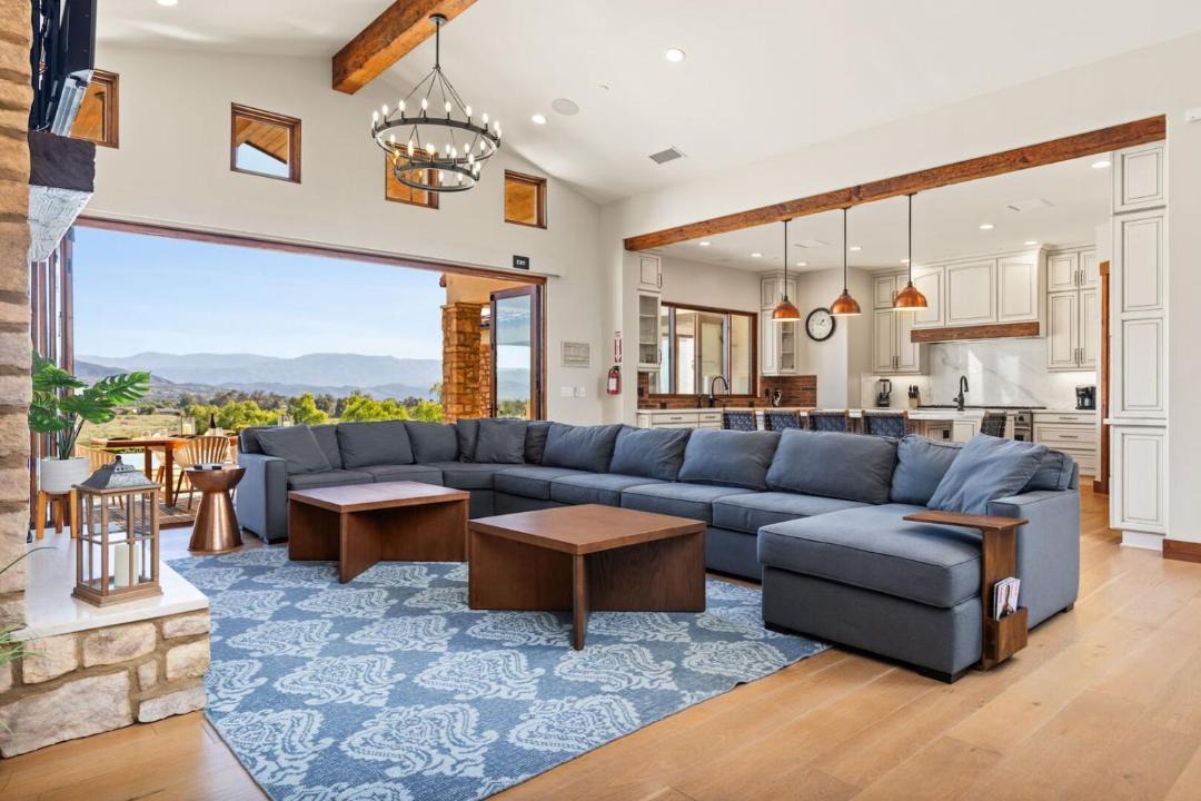 Photo of Livingroom in Temecula