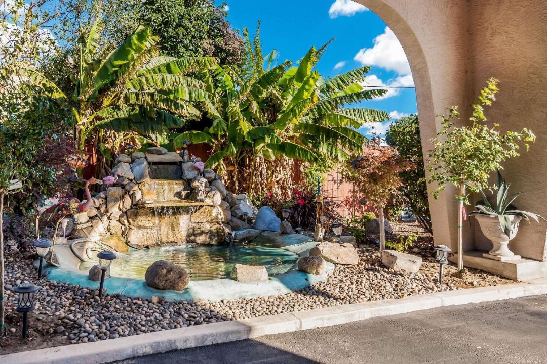 Photo of Patio Balcony in King City
