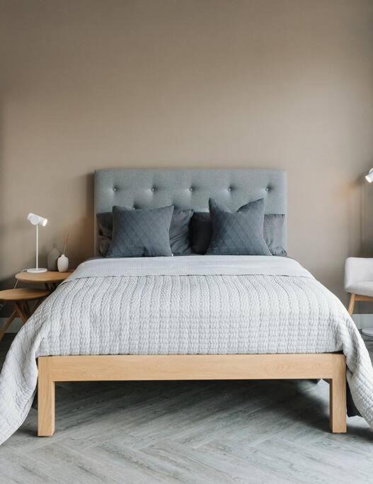 Photo of Bedroom in El Monte