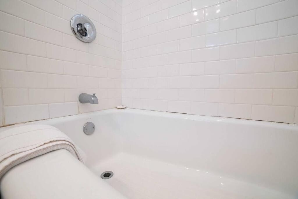 Photo of Bathroom in The Strand