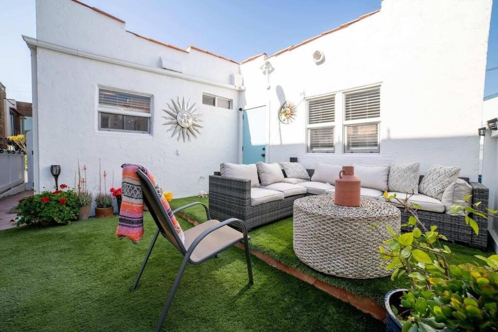 Photo of Patio Balcony in The Strand