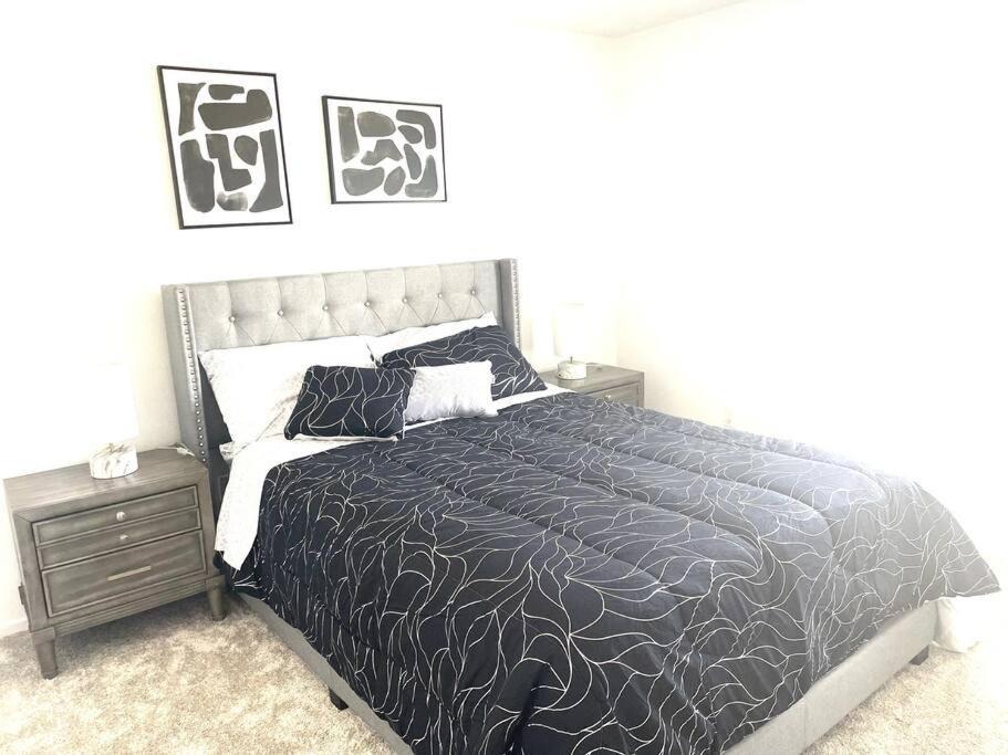 Photo of Bedroom in Victorville