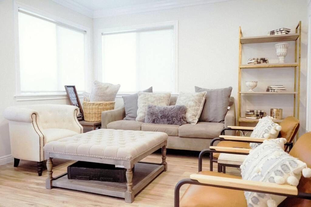 Photo of Livingroom in El Monte