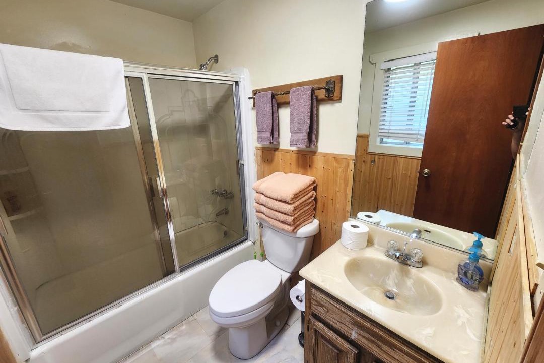 Photo of Bathroom in Big Bear Lake