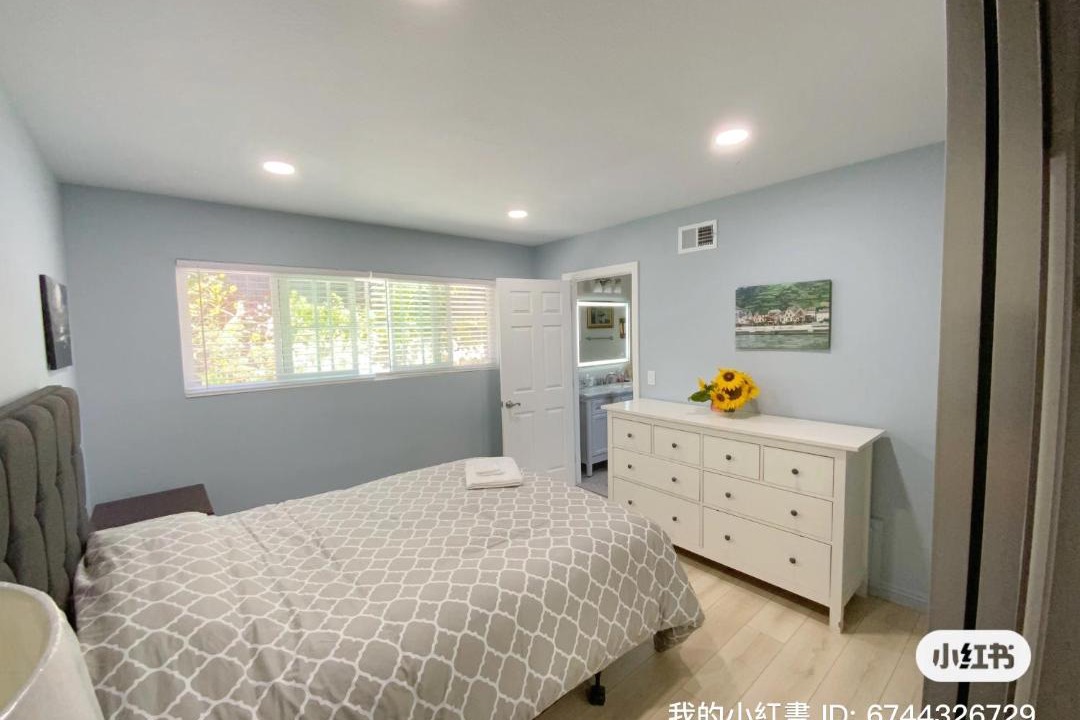 Photo of Bedroom in Rowland Heights