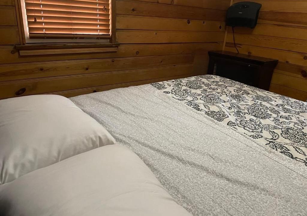 Photo of Bedroom in Big Bear Lake