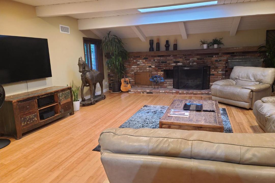 Photo of Livingroom in Ladera Heights