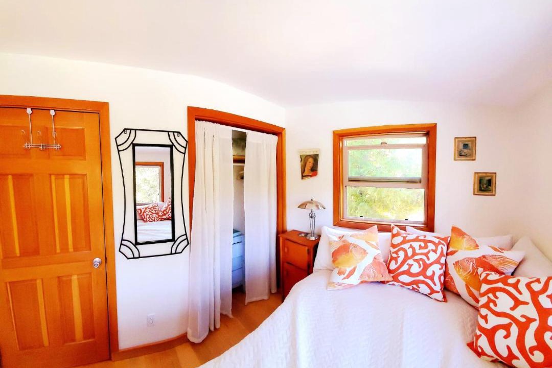 Photo of Bedroom in Fernwood