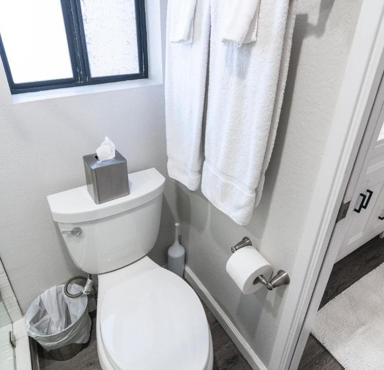 Photo of Bathroom in Peninsula