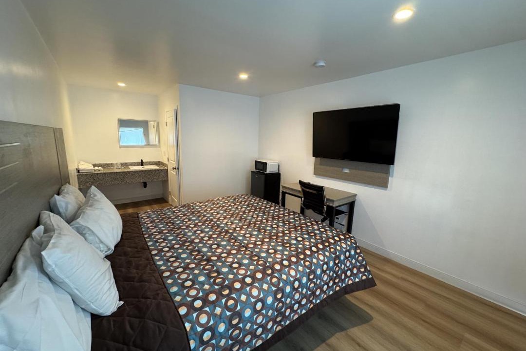Photo of Bedroom in Romoland
