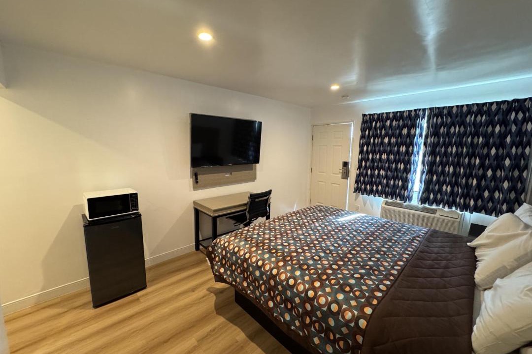 Photo of Bedroom in Romoland