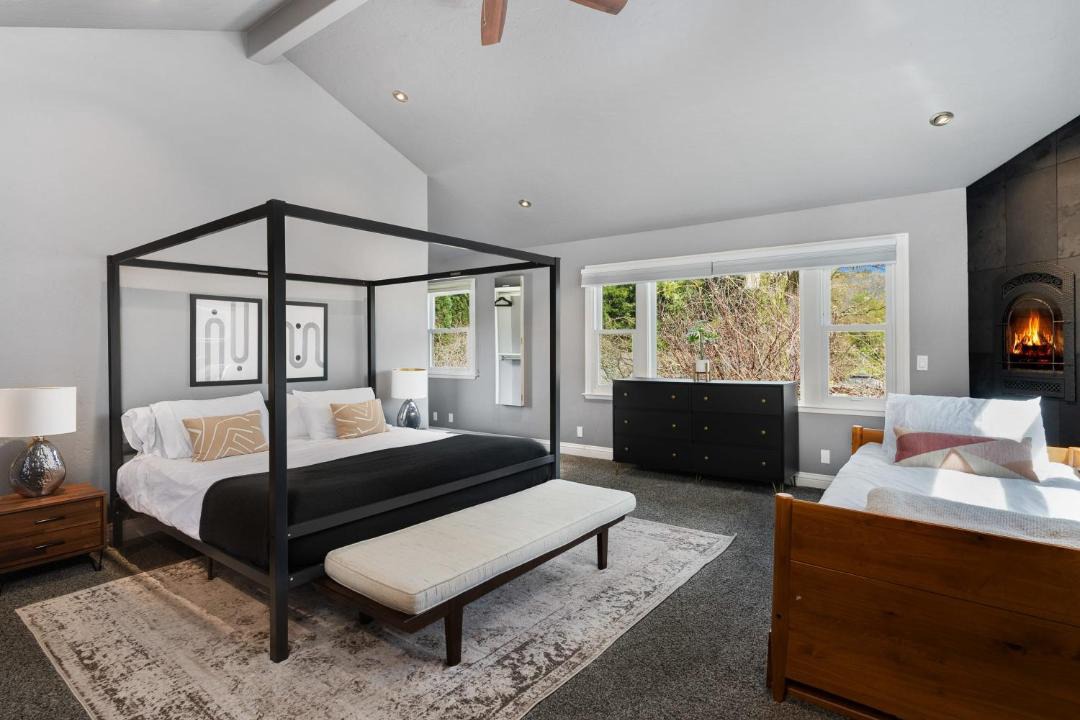 Photo of Bedroom in Santa Rosa