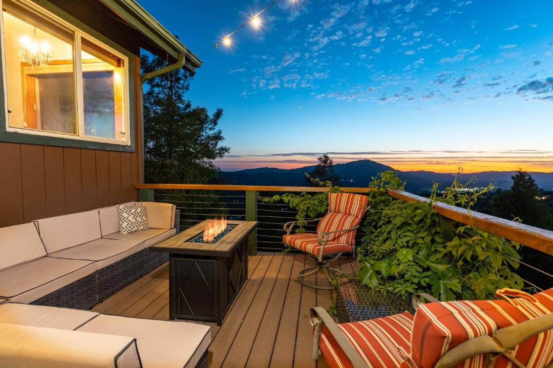Photo of Patio Balcony in Oakhurst