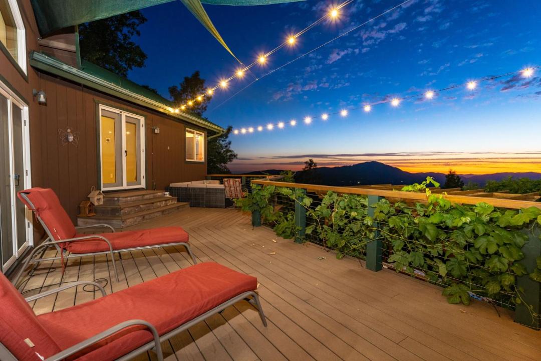 Photo of Patio Balcony in Oakhurst