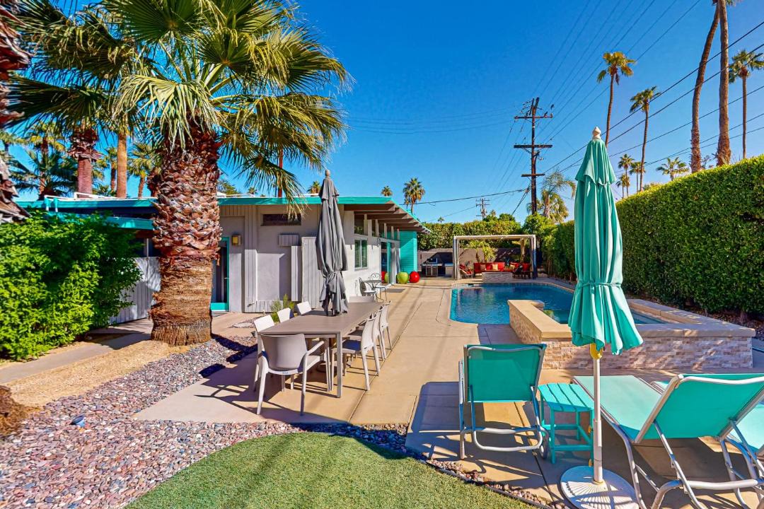 Photo of Others in Twin Palms
