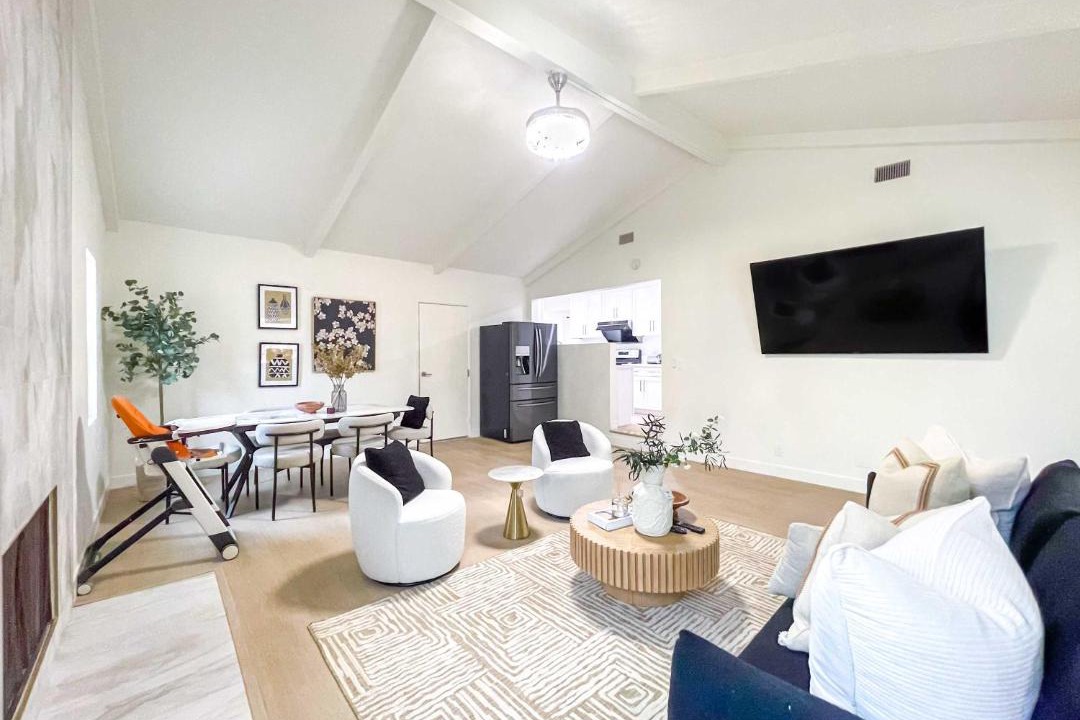 Photo of Livingroom in Rowland Heights