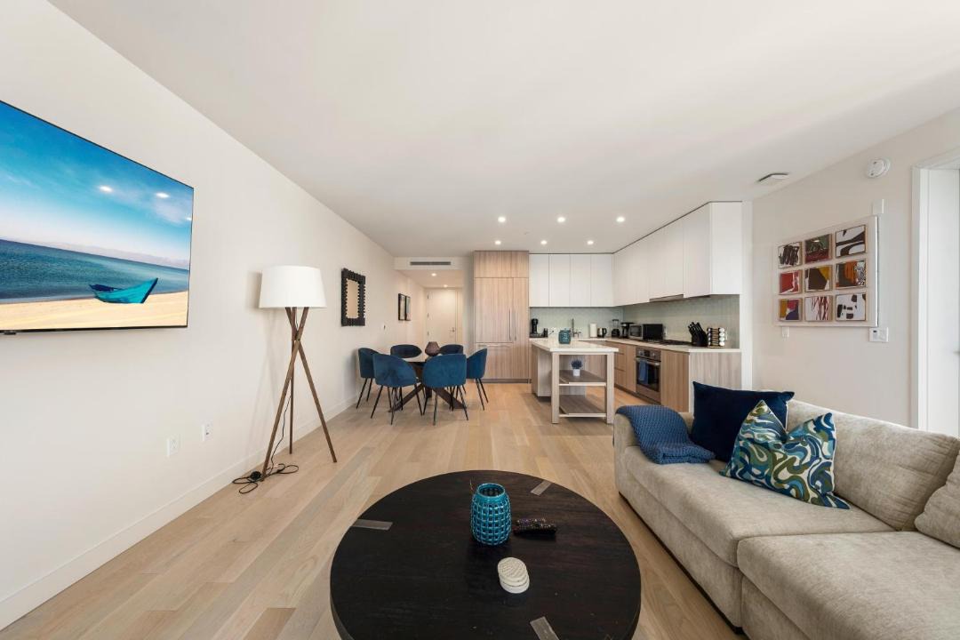 Photo of Livingroom in Downtown