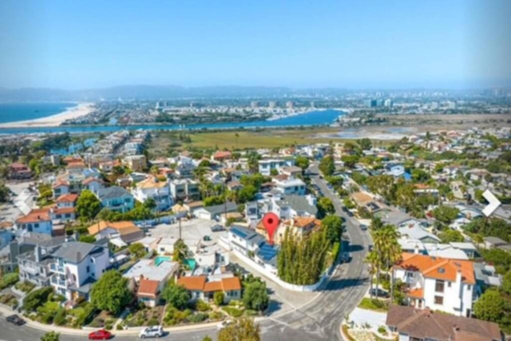 Photo of Others in Playa Del Rey