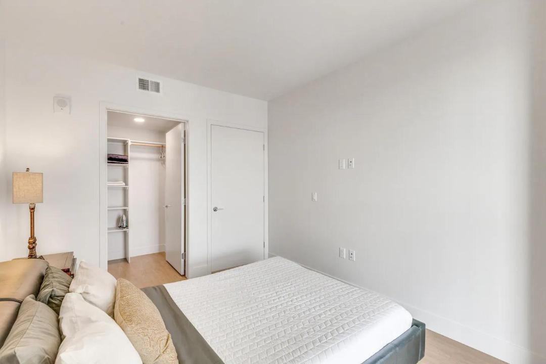 Photo of Bedroom in Chinatown