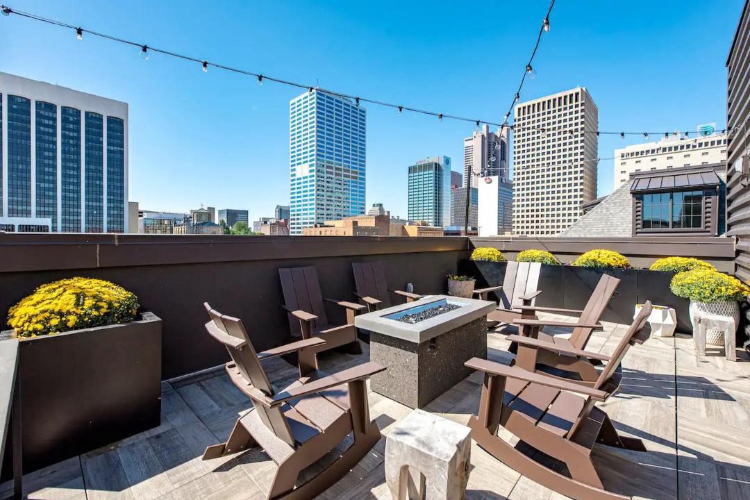 Photo of Patio Balcony in Chinatown