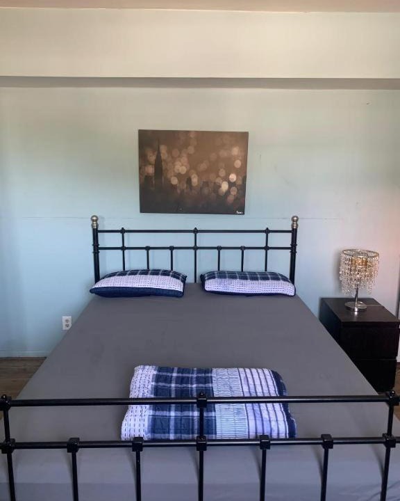 Photo of Bedroom in Pico - Robertson