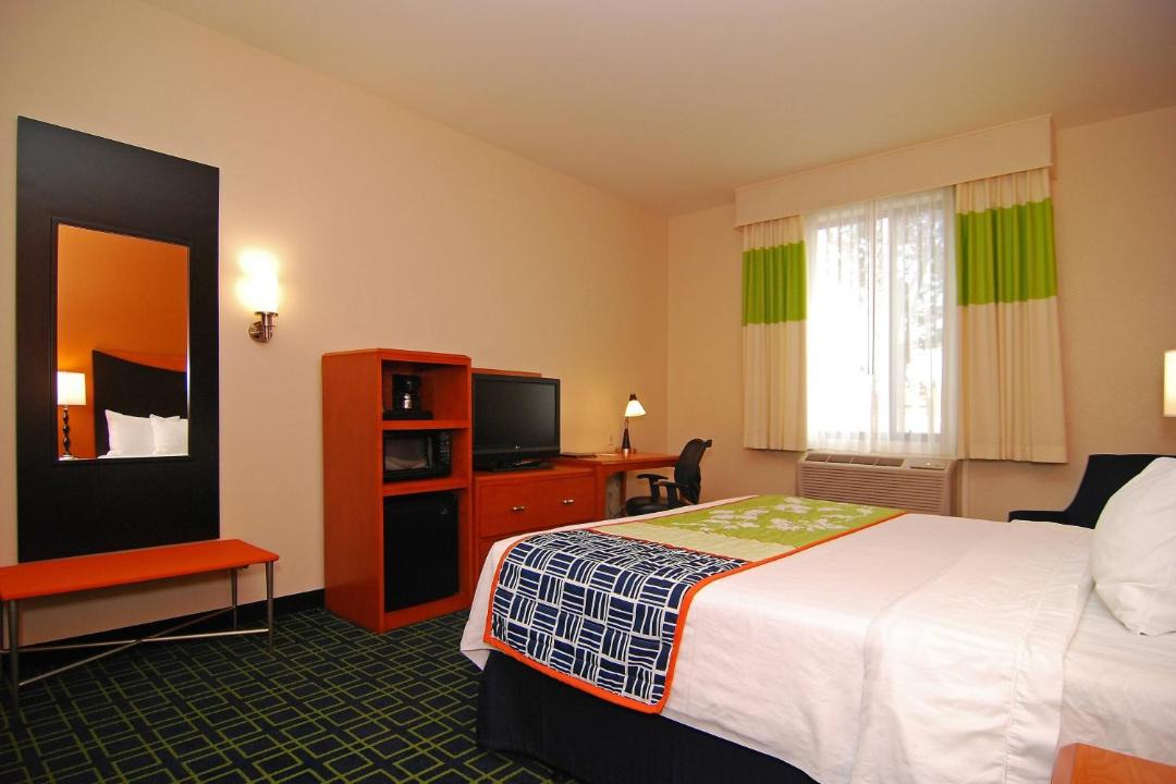 Photo of Bedroom in Tehachapi