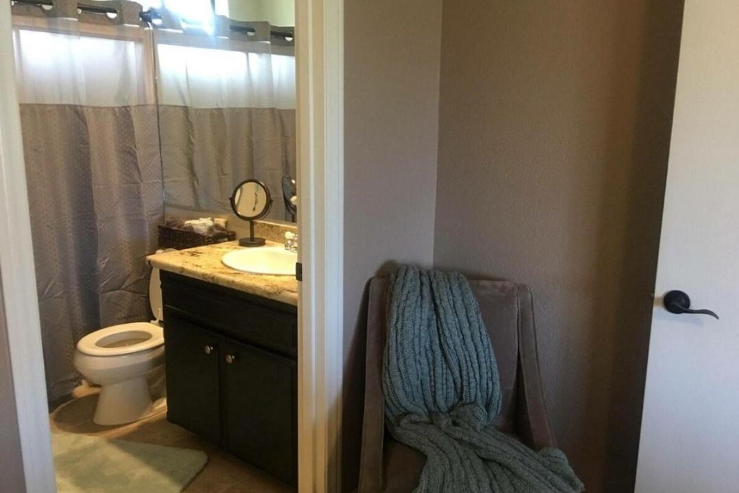 Photo of Bathroom in Stallion Springs