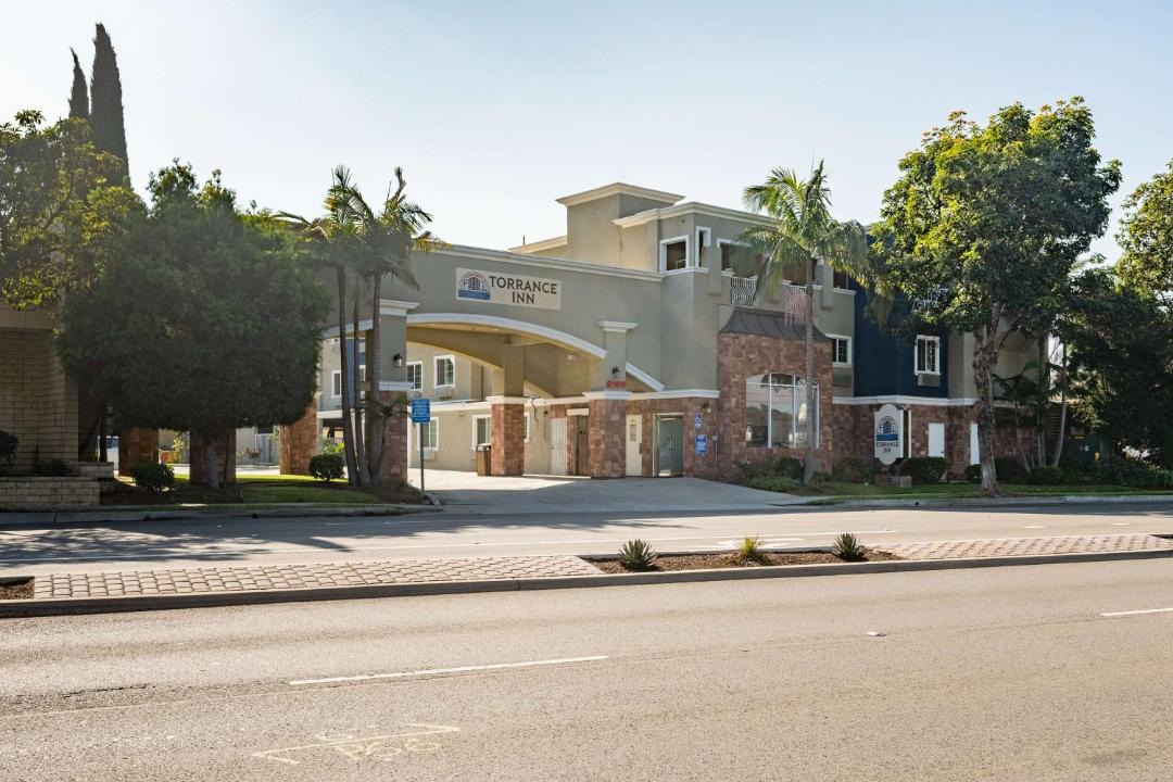 Photo of Buildings in Southeast Torrance