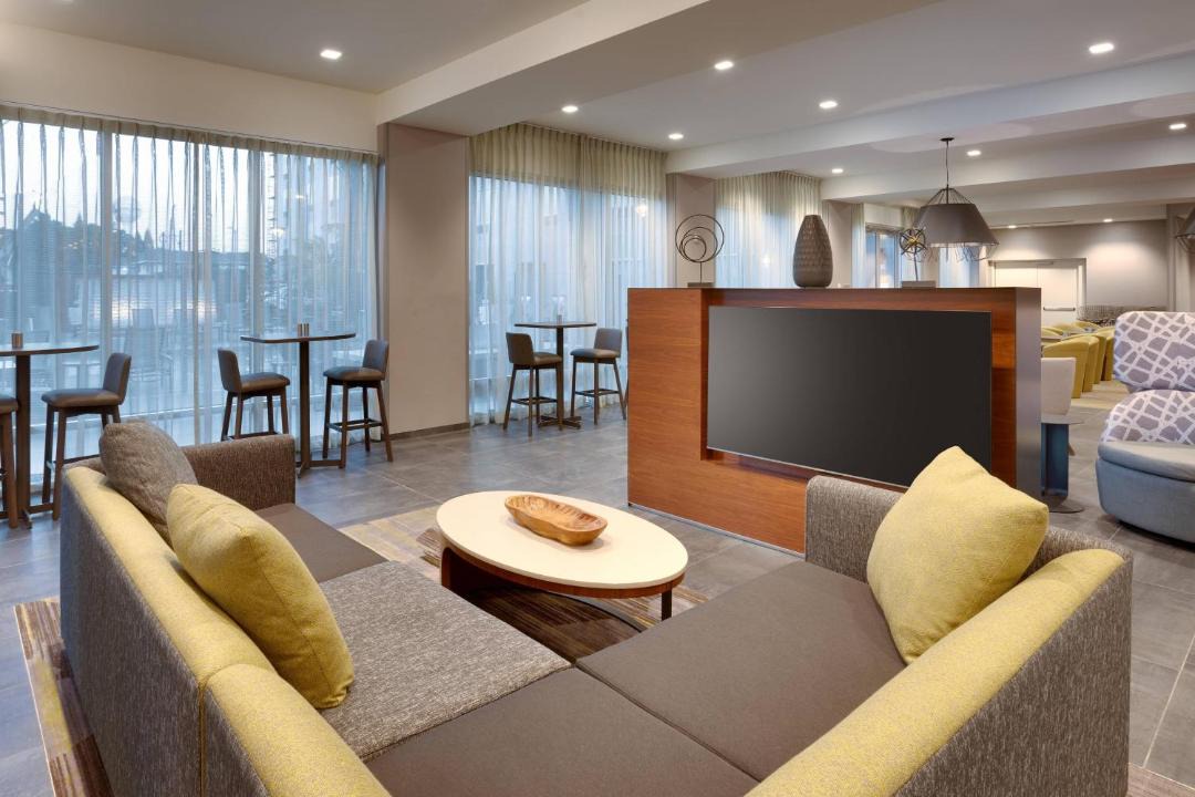 Photo of Livingroom in Hawthorne