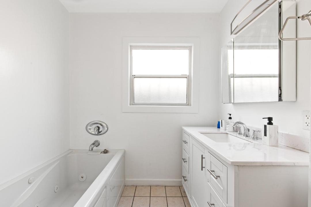 Photo of Bathroom in Burbank