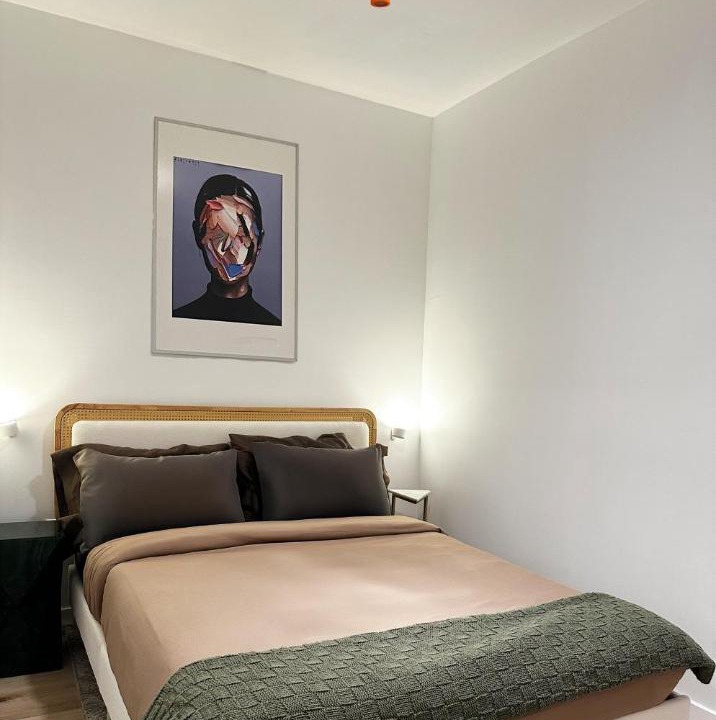 Photo of Bedroom in Angelino Heights