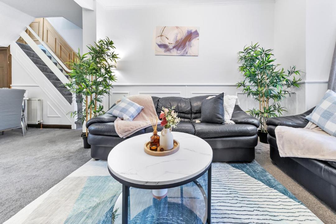 Photo of Livingroom in Bumble's Green