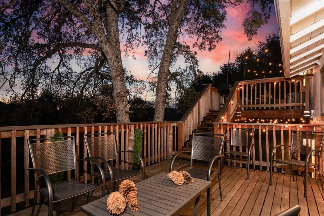 Photo of Patio Balcony in Yosemite Forks