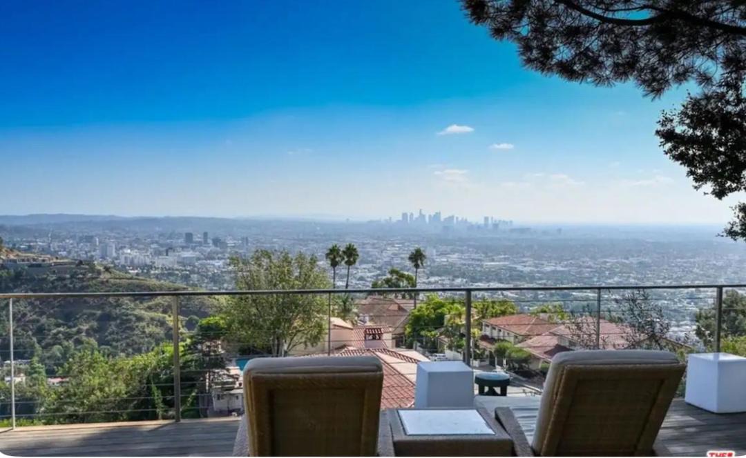 Photo of Others in Hollywood Hills West