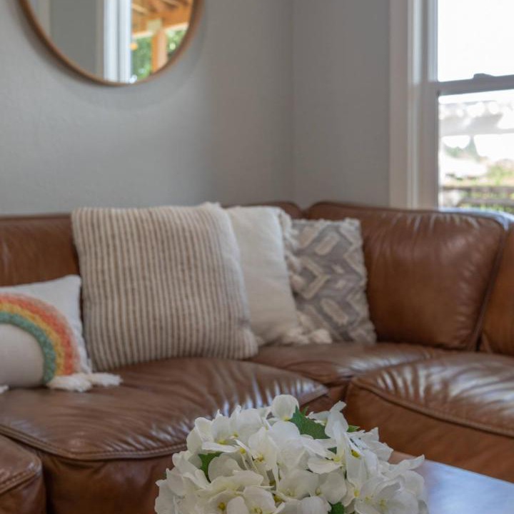 Photo of Livingroom in Graton