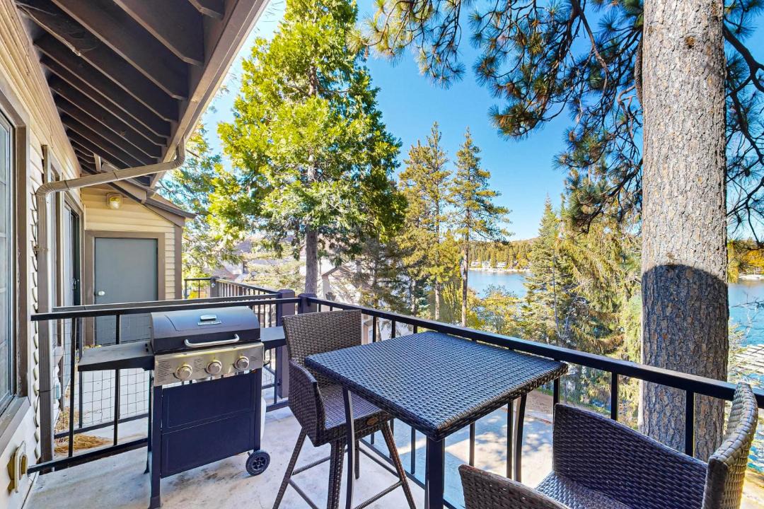 Photo of Patio Balcony in Lake Arrowhead