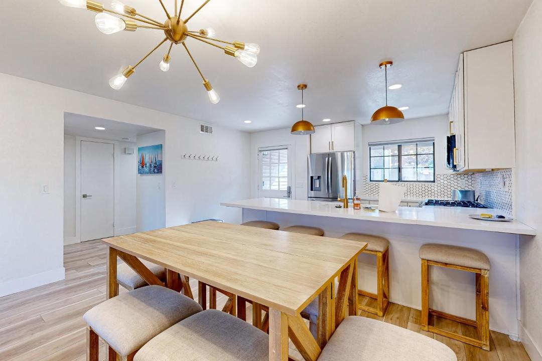 Photo of Kitchen in Lake Arrowhead