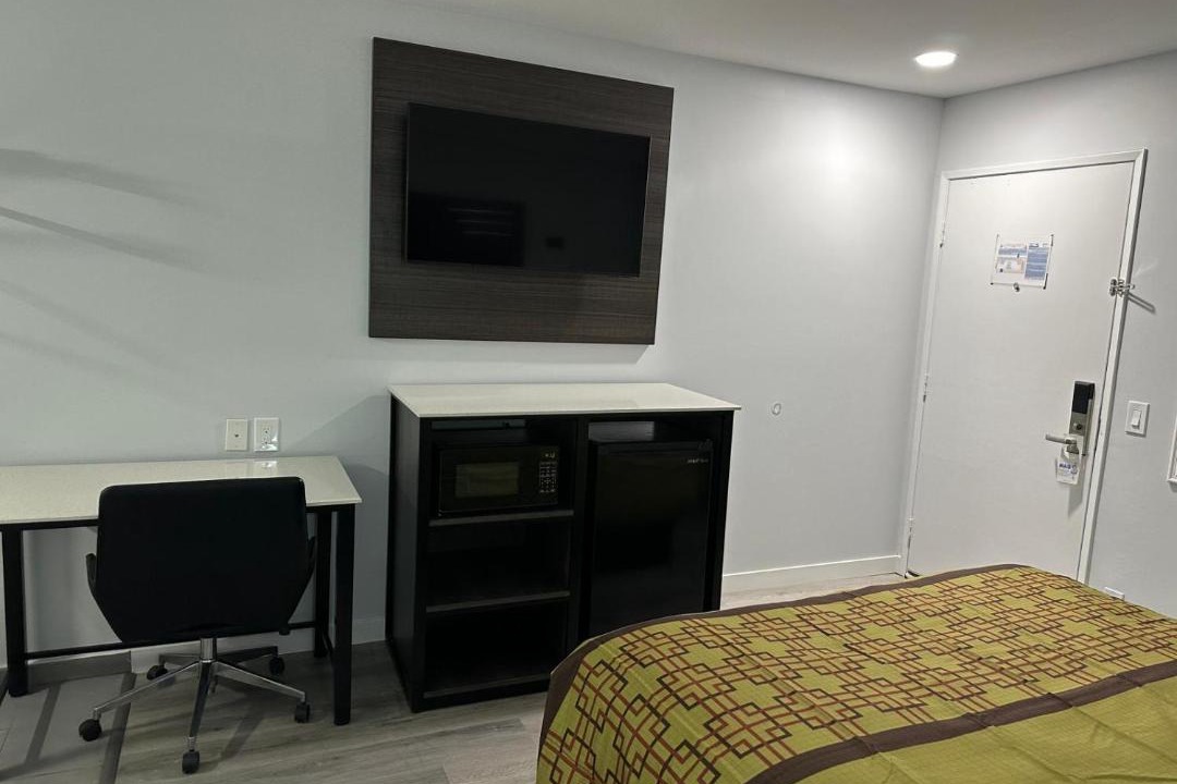 Photo of Bedroom in Huntington Beach