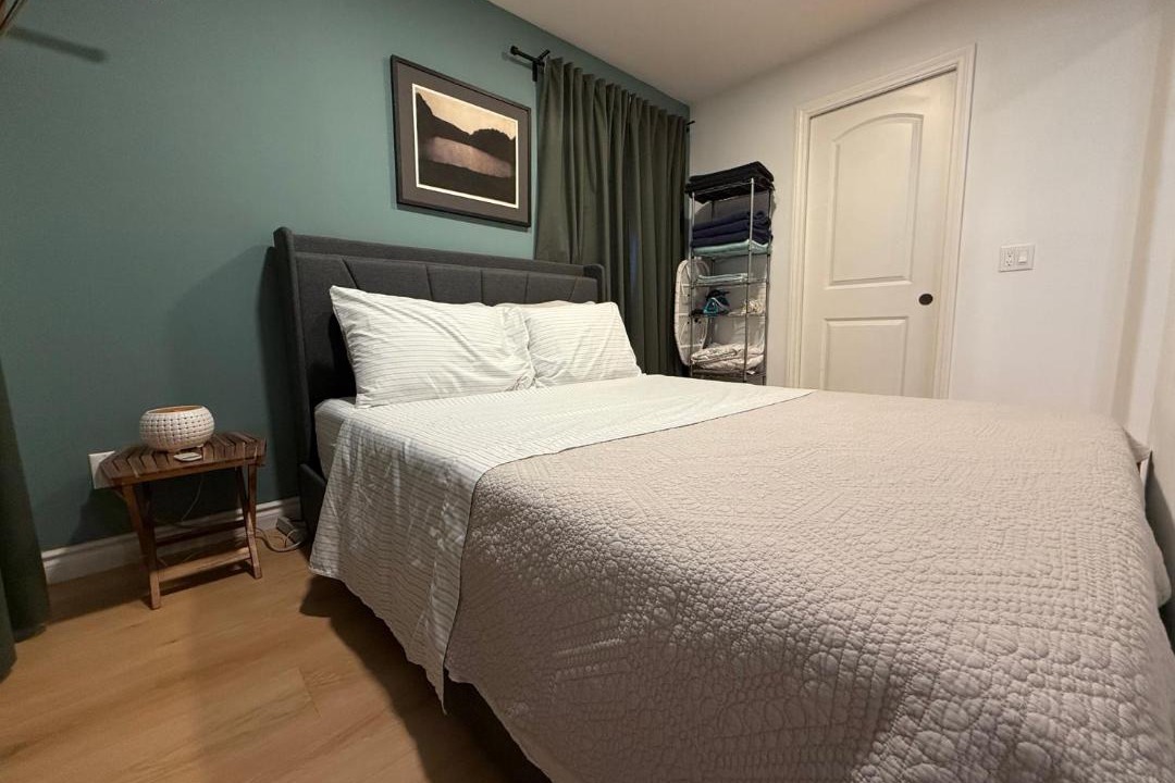 Photo of Bedroom in Pasadena