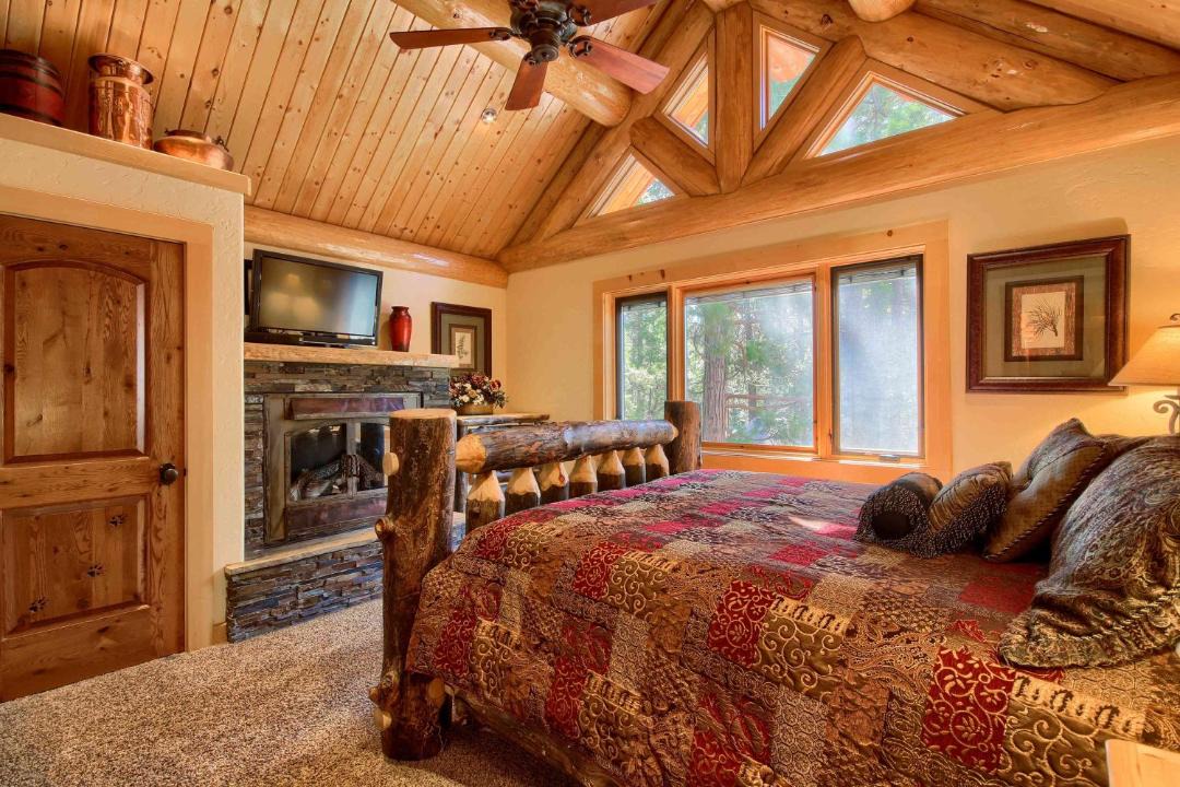 Photo of Bedroom in North Wawona
